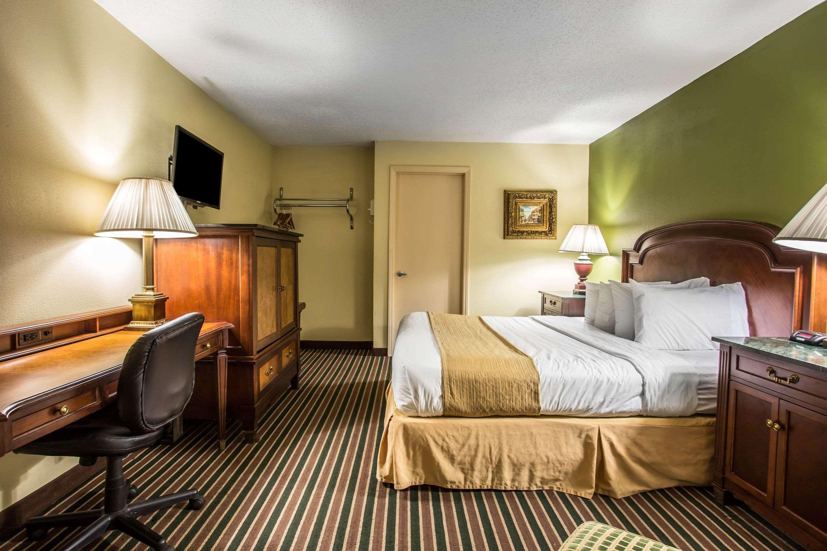 Quality Inn Кингс Маунтин Екстериор снимка